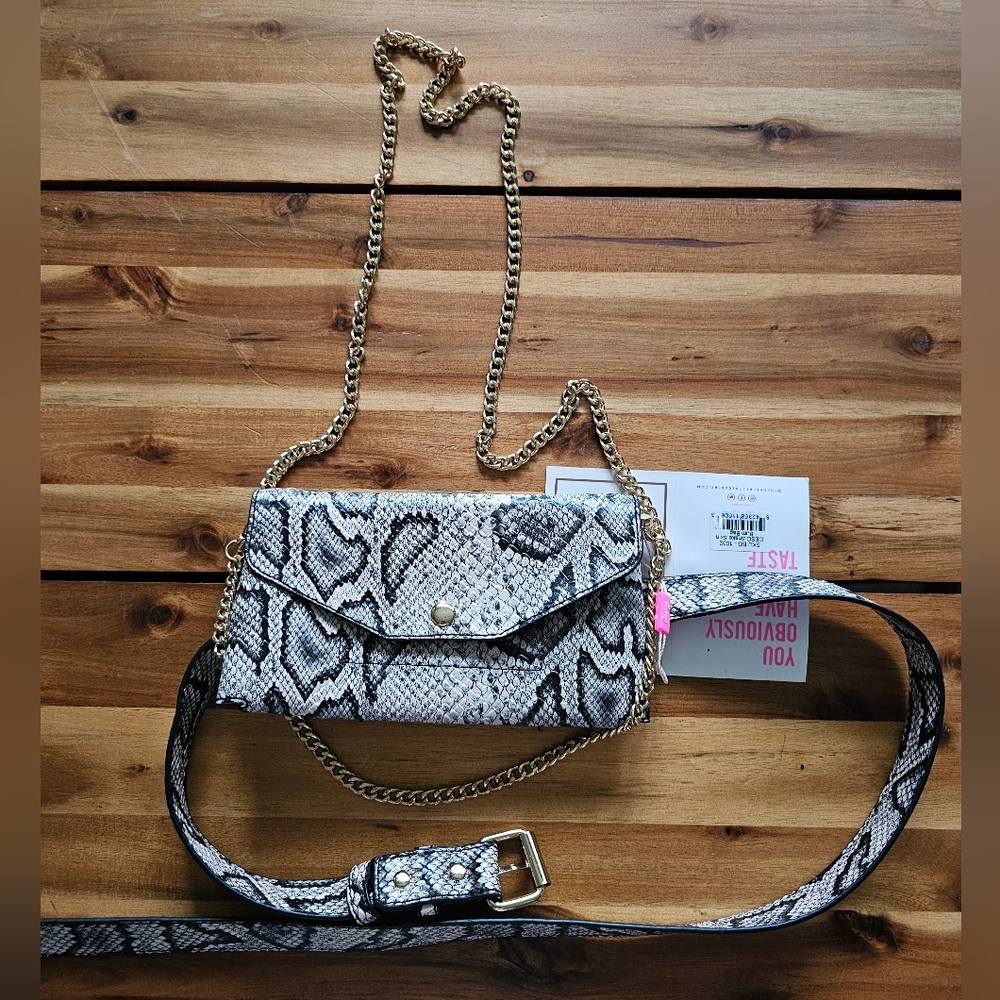 NWT | Casery Convertible Belt Bag & Crossbody - Picture 15 of 16